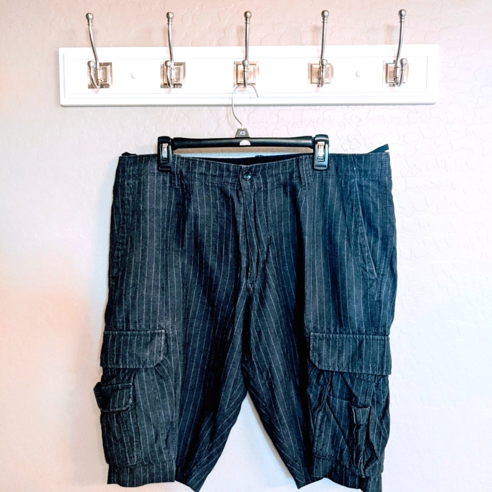 Banana Republic Striped Men's Shorts Size 36 Dark Gray